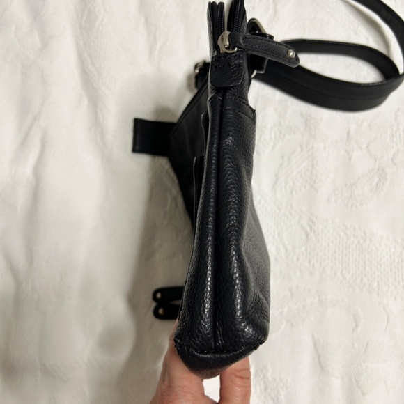 Daniel Leather Pebbled Black Crossbody Purse Multi Pocket Adjustable Strap - Picture 6 of 16